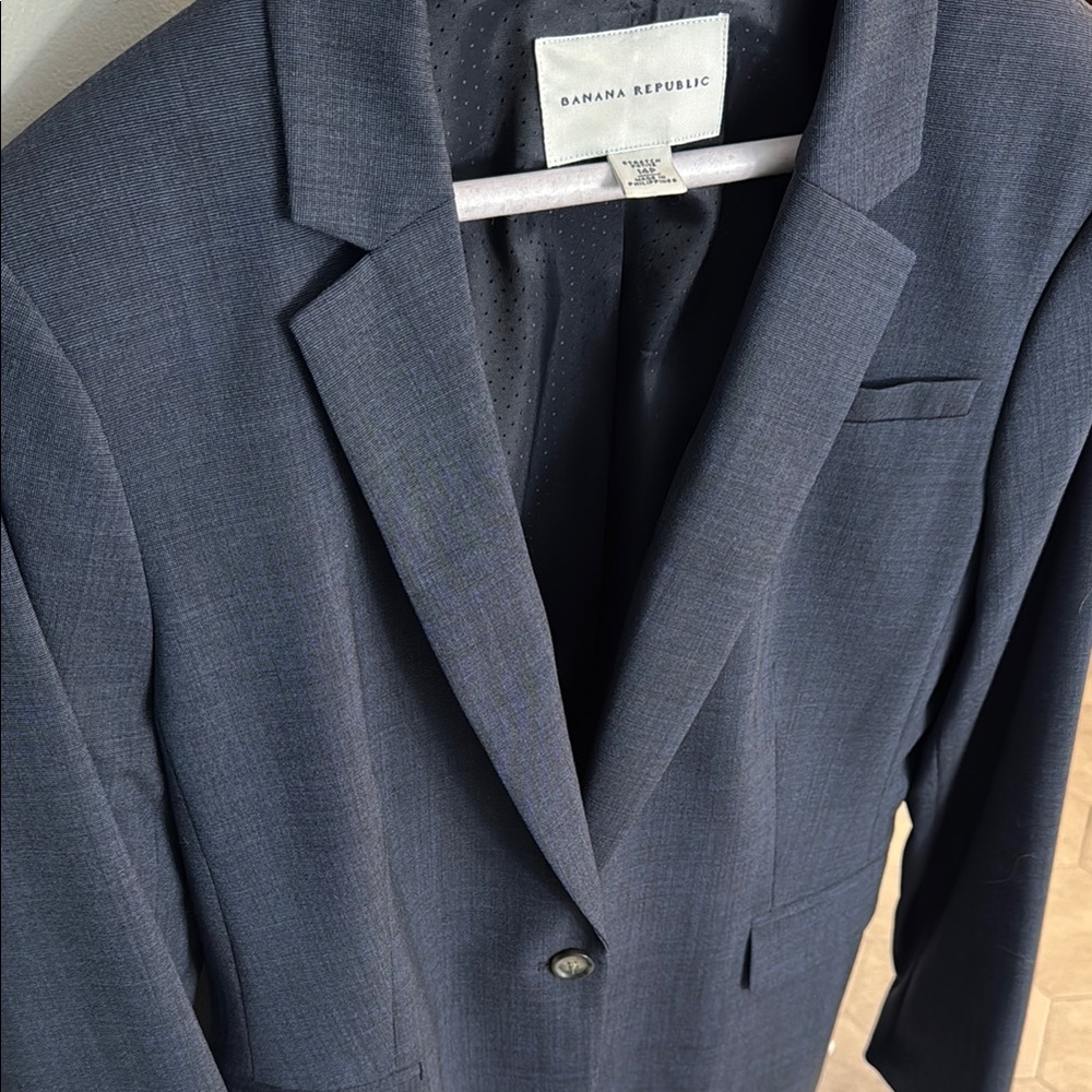 Banana Republic Women’s Blue Suit Set (jacket and pants)